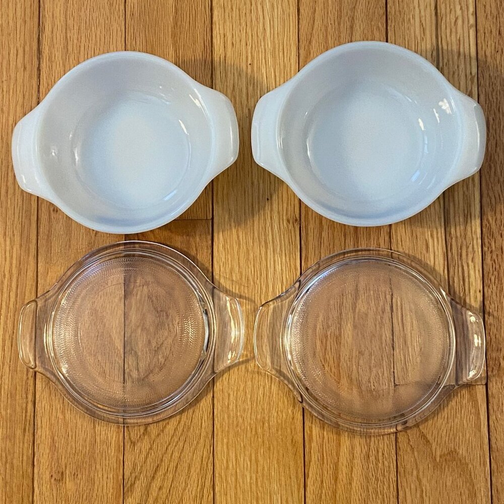 Vintage Milk GLASS Anchor Hocking Fire King Blue Cornflower 2 Bowls 120z w/lids - Picture 8 of 15